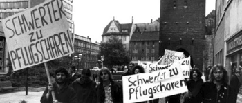 Demonstration der Jenaer Friedensgemeinschaft anlässlich des Pfingsttreffens der FDJ
