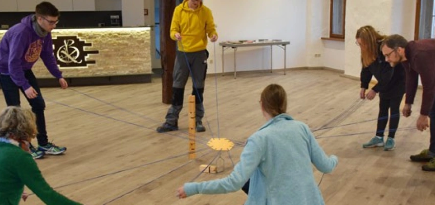 Beitragsbild zum Text: Die Wahrheit liegt in der Mitte von Ute Paul