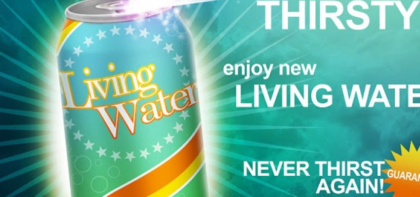 Eine Softdrink-Dose in einer Werbung. 