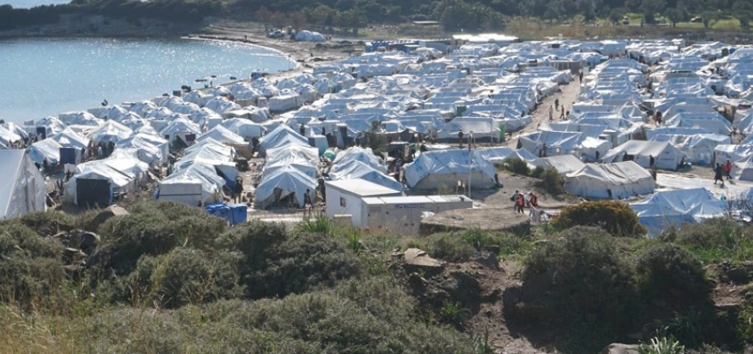 BIld von einem Flüchtlingscamp auf Lesbos