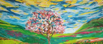 Malerei eines Baumes vor weitem Himmel