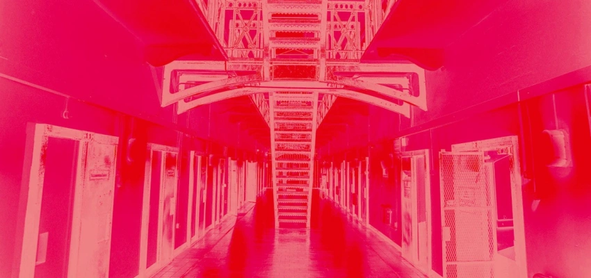 Brieffreundschaften in den geschlossenen Strafvollzug. Bild zum Interview mit M. Ferger