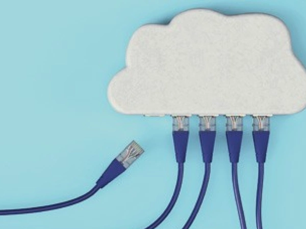 Beitragsbild zum Text: Cloud frisst Erde von Prof. Dr. Werner Thiede