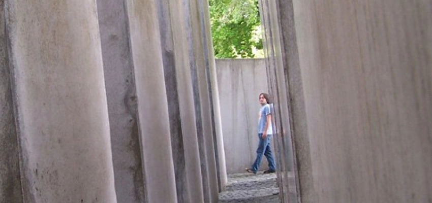 Beitragsbild zum Text: Drehschwindel matters von Írisz Sipos