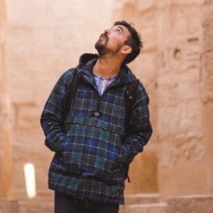 Beitragsbild zum Text: Götzen auf dem Prüfstand von Bettina Haikus