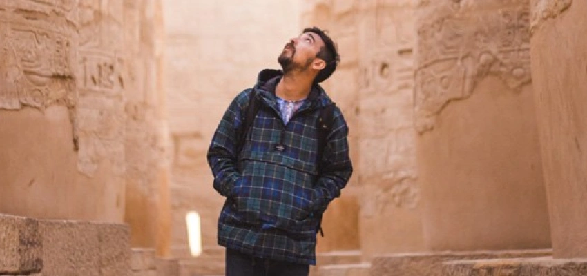 Beitragsbild zum Text: Götzen auf dem Prüfstand von Bettina Haikus