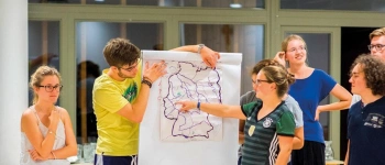 Beitragsbild zum Text: Ich bin /habe viel angestoßen