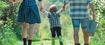 Beitragsbild zum Text: Vater + Mutter = Zivilisation von Daniel Neumann