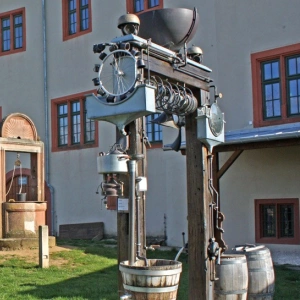 Beitragsbild zum Text: Wasser ist unser Lehrmeister - Brunnen sind unsere Schulen