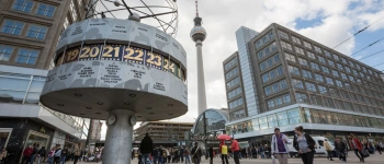 Wer regiert die Welt? Vom Mittagsgebet und dem Ermöglichen des Unmöglichen. Bild zum Artikel.